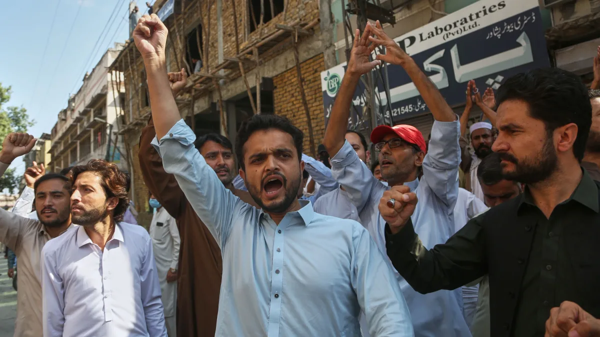 Konflikt um Khan: Pakistan erklärt Grenzprovinz zum Notstandsgebiet