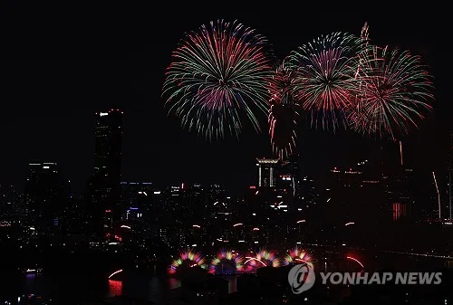 서울불꽃축제·안동탈춤페스티벌 등 50개 축제 인파관리 나선다