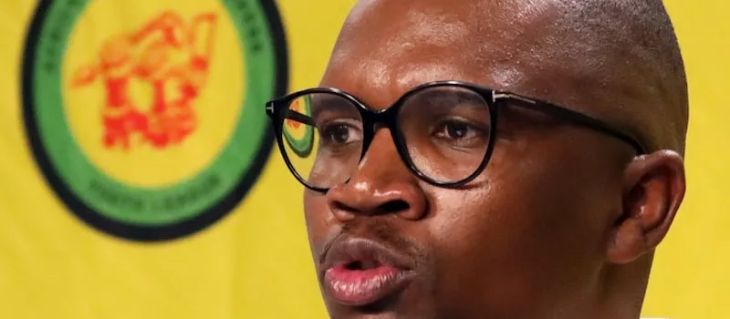 ‘Irresponsible and arrogant’: Malatji criticises Mantashe after Cosatu walkout