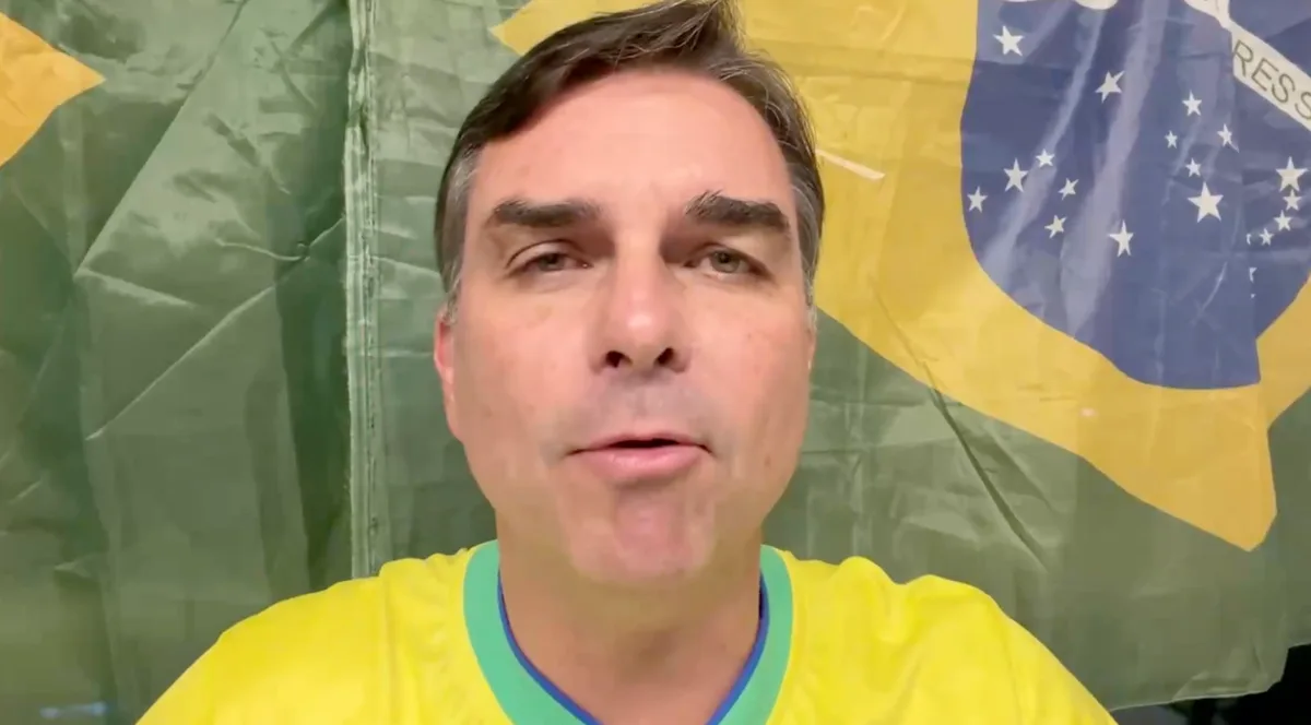 Flávio inicia campanha: “Estou mais que preparado para comandar esse país”