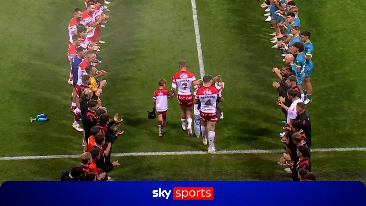 Percival and Lomax honoured by players after announcing retirement