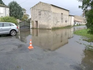 Des maisons rendues « inhabitables » par la pollution en Charente-Maritime, une usine d’engrais sommée d’agir