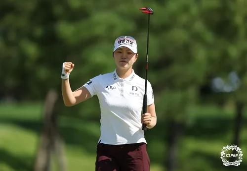 김민선, KLPGA 하나금융 챔피언십서 4타 차 완승…시즌 2승