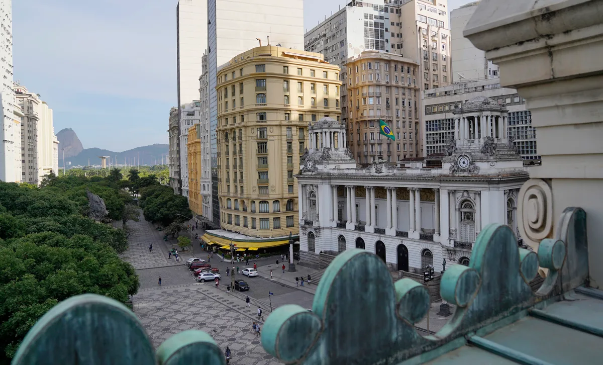 TJRJ promove ação de reconhecimento de paternidade na Cinelândia