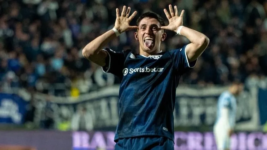 Racing cayó 3-1 ante Independiente Rivadavia en Mendoza y se hunde en el Grupo B del Torneo Clausura
