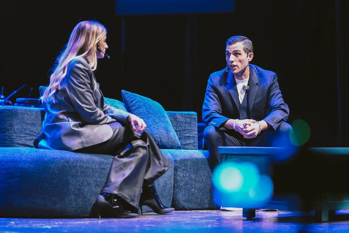 Mario Pergolini y Leandro Petersen compartieron miradas sobre innovación y marcas globales ante 1.500 personas en Salta