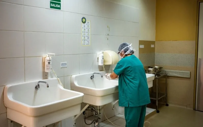 ONU denuncia falta de aseos adecuados en centros de salud
