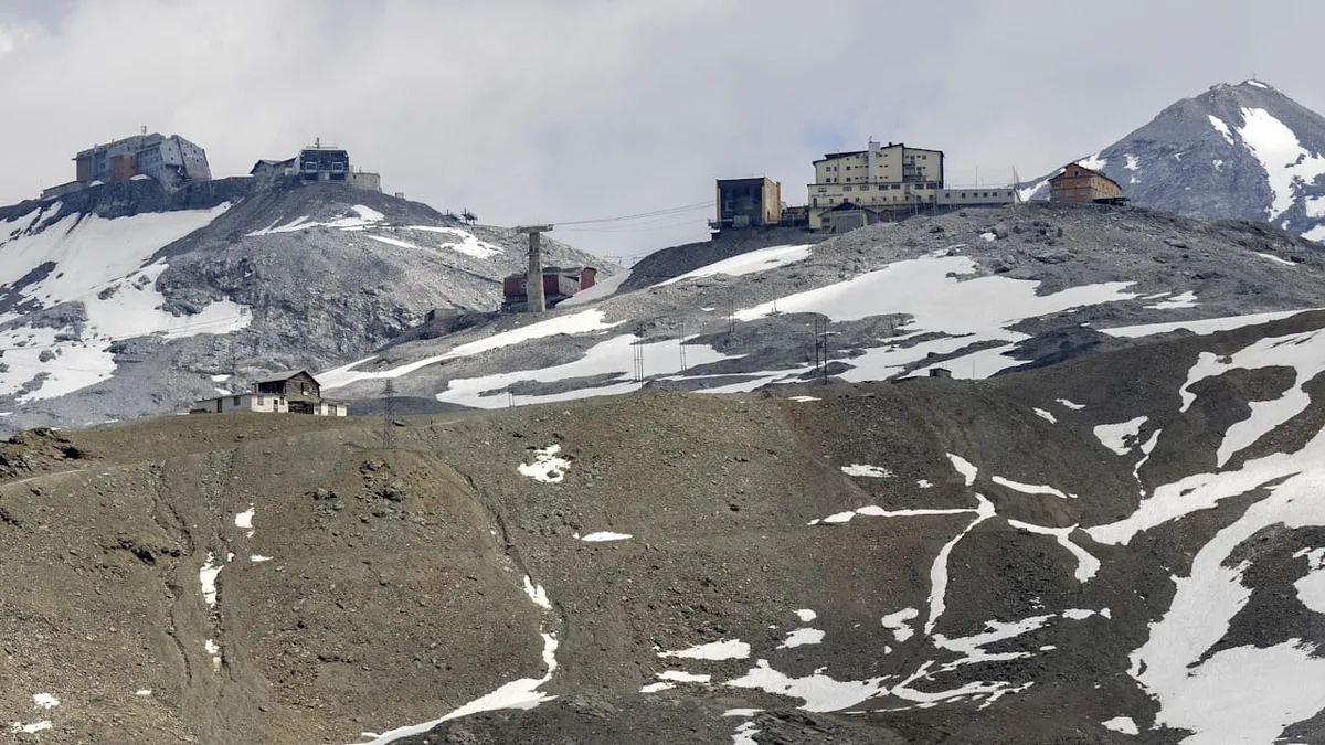 Auf Gletscher - Letztes Skigebiet Europas schließt wegen Hitze