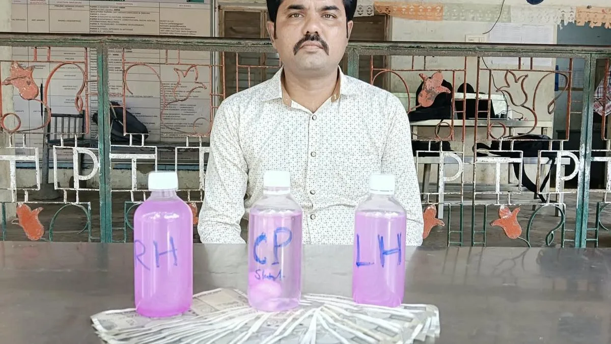 Hostel warden caught taking ₹14,000 bribe to overlook six days’ absence