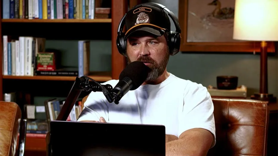 'Duck Dynasty' stars weigh in on Lindsay Clancy case, say America is 'turning spiritual issues into diseases'