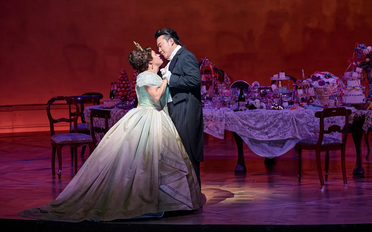 The Canadian Opera Company’s unmissable La Traviata features a world-class Violetta