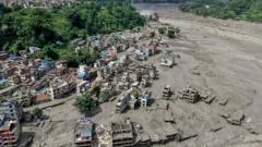 What we know about deadly Nepal-Tibet floods