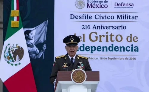 General Trevilla: la verdadera fortaleza de México reside en su gente y Fuerzas Armadas; destaca tradición del desfile militar