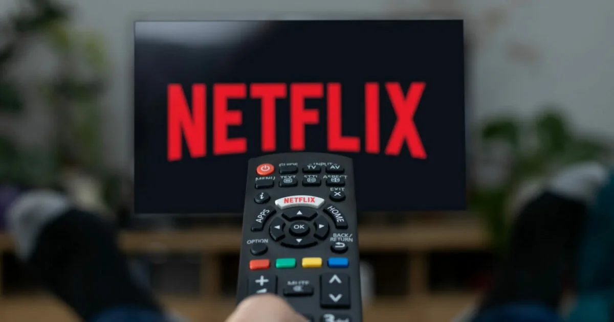 Netflix demite mil funcionários e reorganiza equipes globais