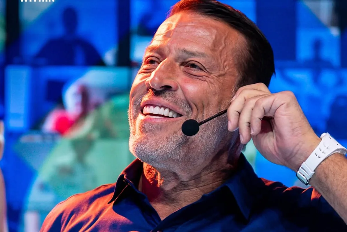 Tony Robbins, experto en desarrollo personal: “Sólo hay una razón por la que sufrís: estás enfocado en vos”
