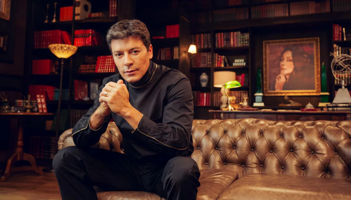 Rodrigo Faro revela que sustentava a família na infância: “Fomos chefes da casa”