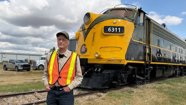 Labour of love rail tour going full steam ahead through Eastend, Sask.
