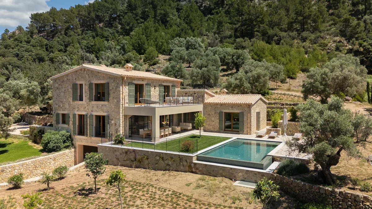 Las tres casas de la semana: reinterpretación de la tradición en Tramuntana