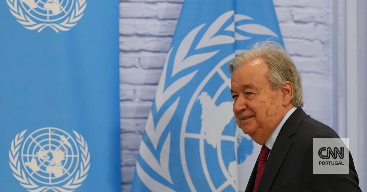 Guterres avisa que "não nos podemos dar ao luxo de ignorar" os avisos sobre a IA "descontrolada"