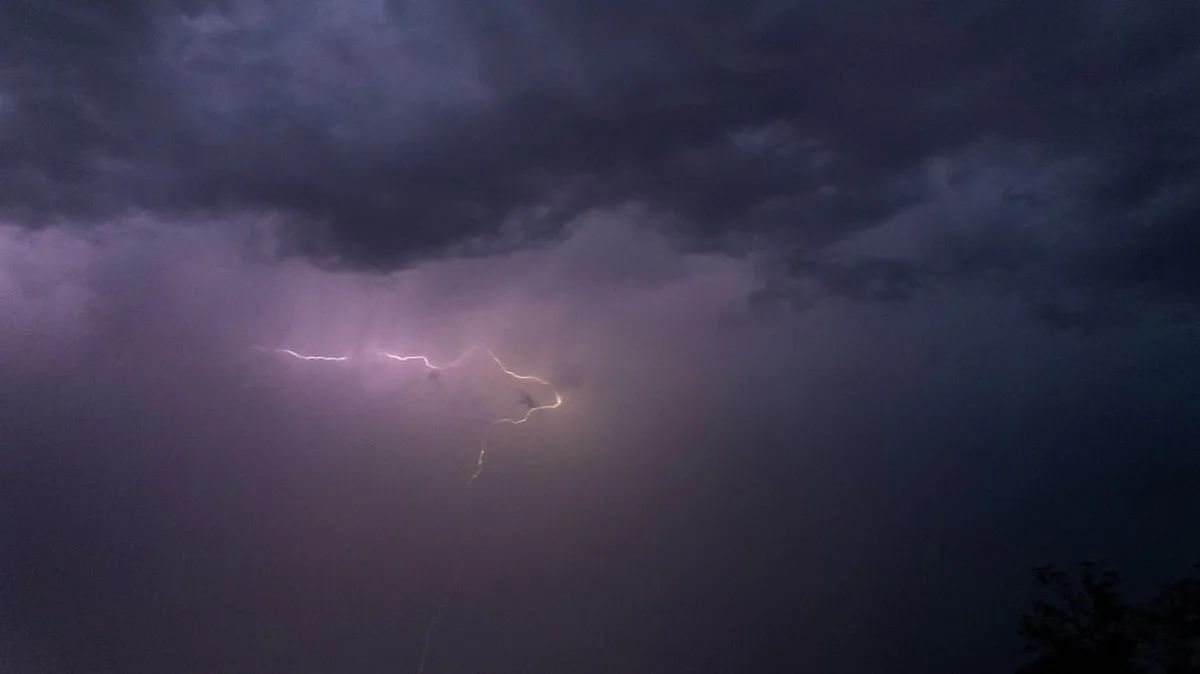 Neuf départements du Sud-Ouest placés en vigilance orange aux orages à partir de lundi après-midi