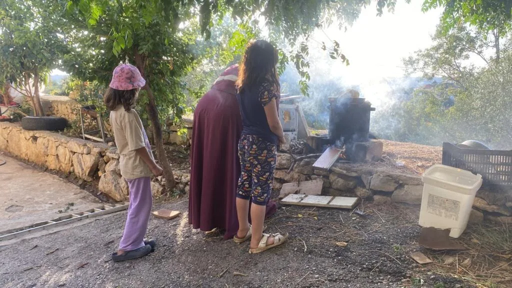 Apesar do cessar-fogo, famílias libanesas deslocadas pela guerra sobrevivem na pobreza extrema