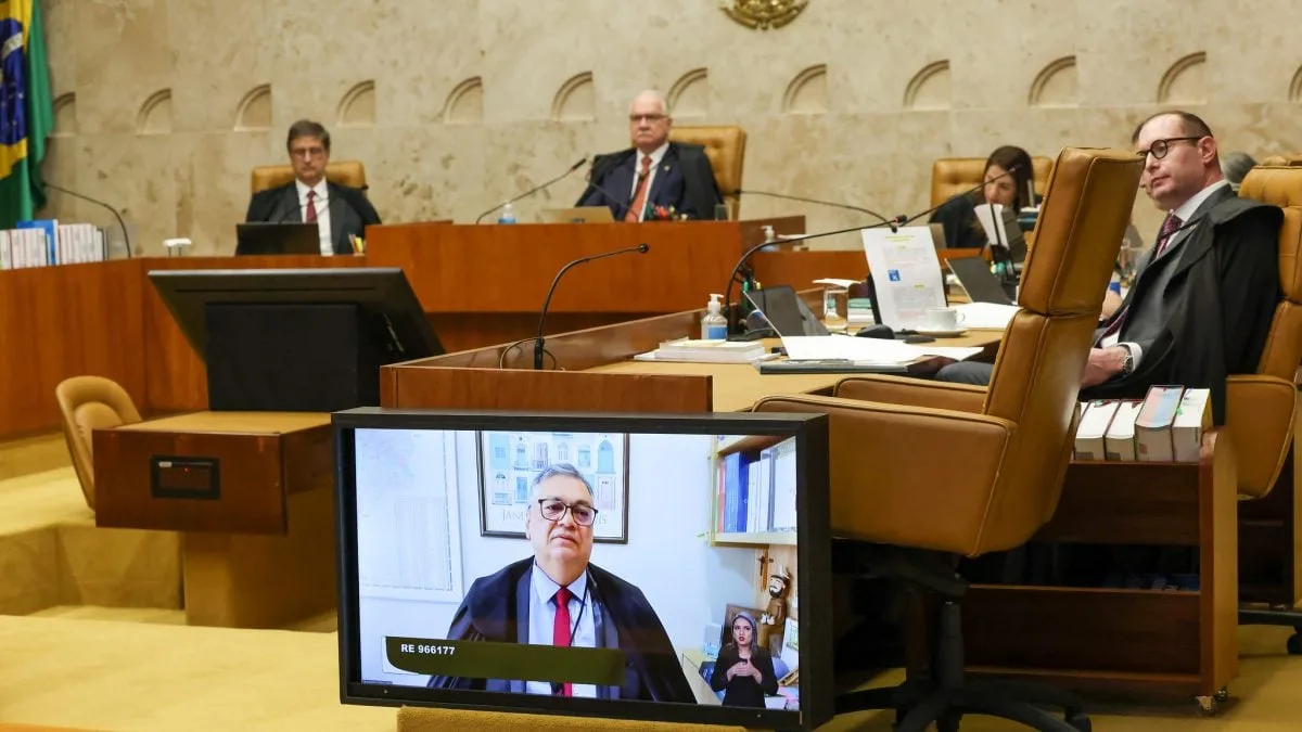 STF adia julgamento sobre eleições para o governo do RJ