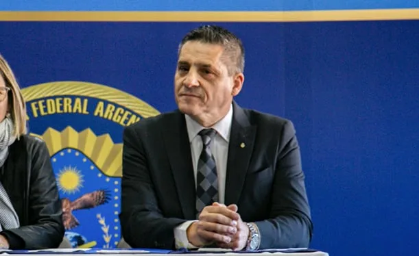 La Justicia ya investiga al comisario de la PFA que reprimió la marcha por la Ley de Tierras vestido de civil