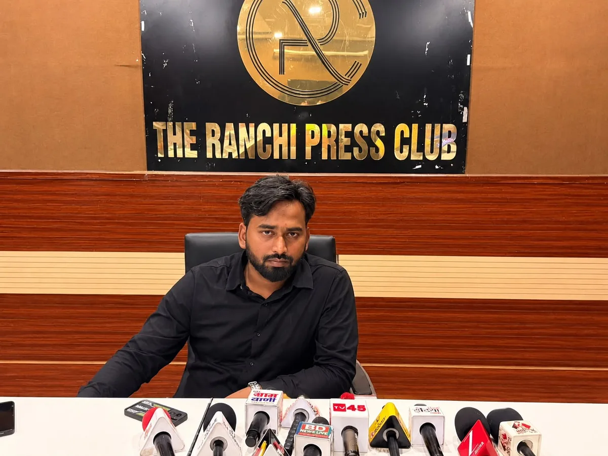 Men trailing in plainclothes, warning from TTE: Why 2 CJP members from Jharkhand dropped Delhi plans