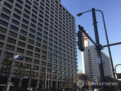 日경찰, 해외첩보 수집 강화…전국 경찰관엔 보디캠