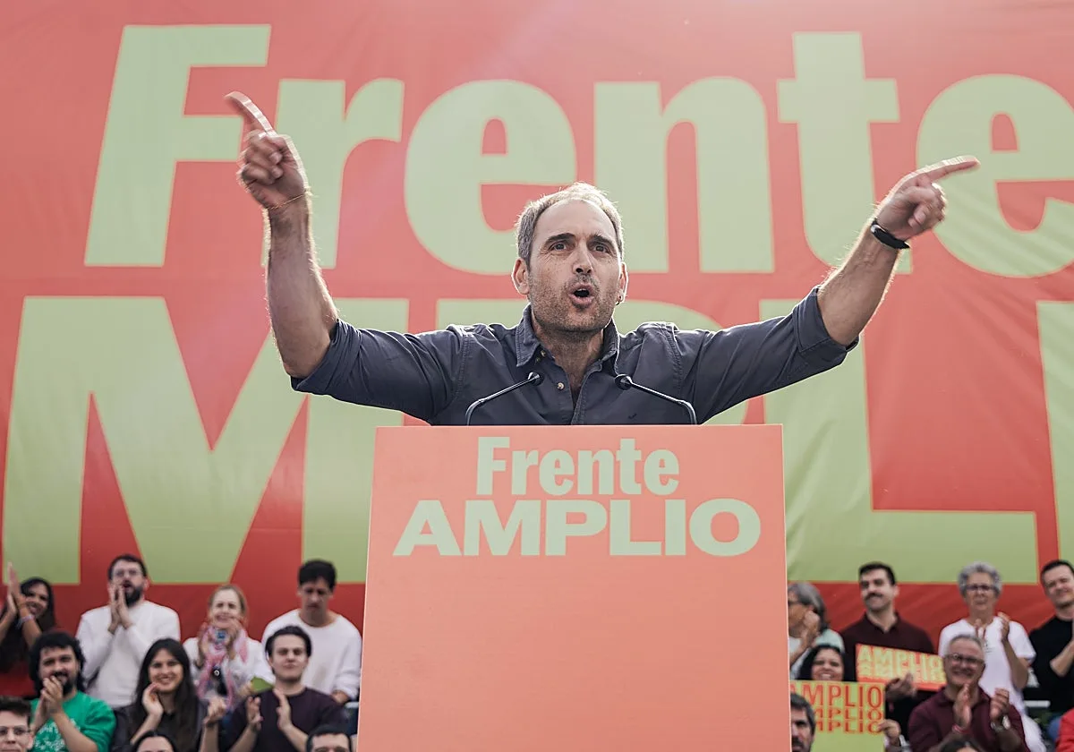 Valero (IU): «Podemos no ha querido hacer caso a la voz de la calle»