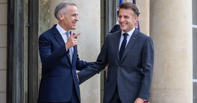 Macron apoia associação do Canadá à União Europeia