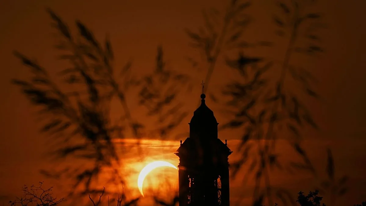 Saiba para onde viajar para ver o "eclipse do século" em 2027