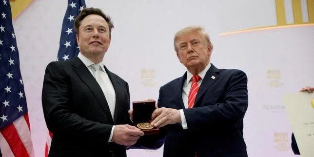 Entre Donald Trump et Elon Musk, de grandes retrouvailles sur les fronts de la politique intérieure et de l’Ukraine