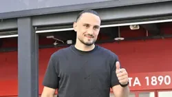 VÍDEO: Kochorashvili em Espanha para assinar pelo Sevilha