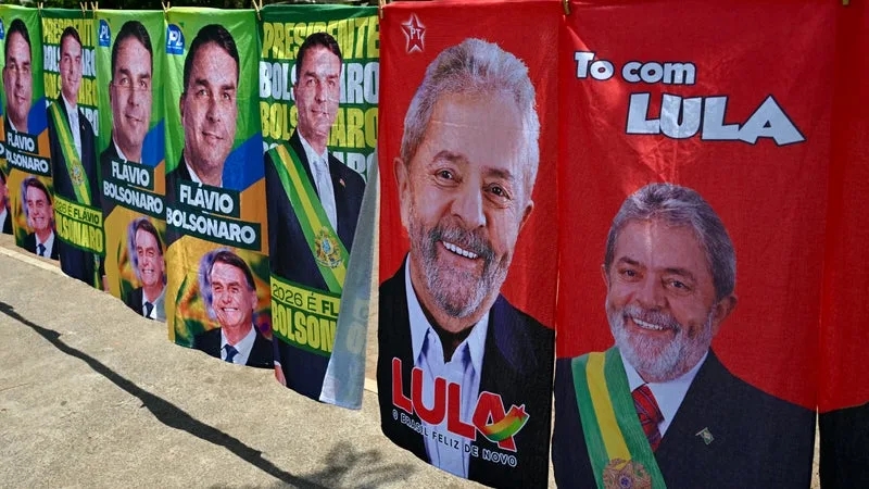 "La plus importante victoire des travailleurs brésiliens depuis la Constitution de 1988": le Parlement brésilien approuve la réduction du temps de travail promise par Lula