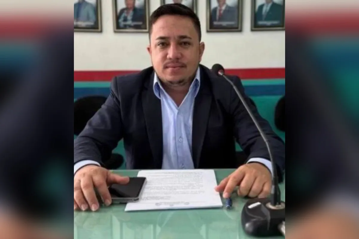 Vereador morre após lancha bater em banco de areia no Rio Solimões