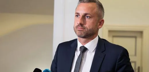 AfD in Sachsen-Anhalt: Journalistenverband wirft Ulrich Siegmund Einschüchterung vor