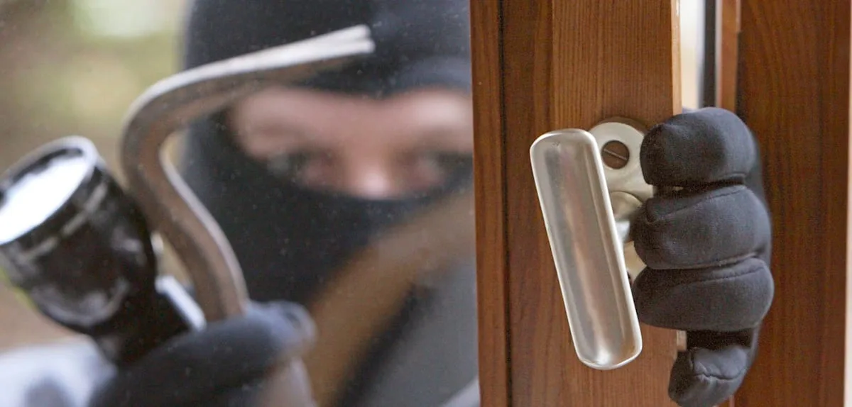Einbrecher durchwühlen Wohnhaus in Leer – Schaden vierstellig
