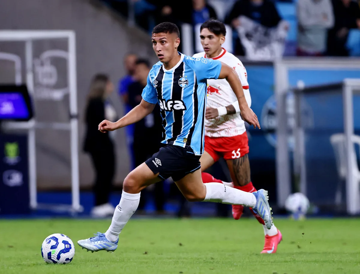 Gremio apartó del plantel profesional al colombiano Miguel Monsalve: esto dijo su padre a la prensa brasilera