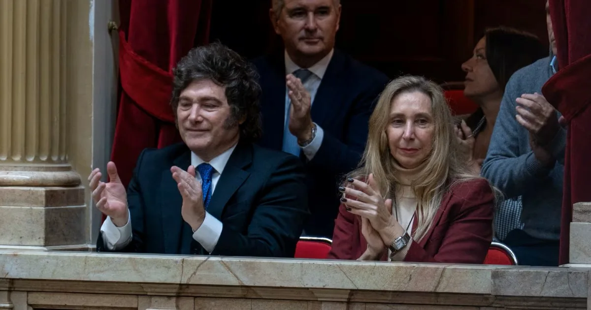 Paso en falso: la trama de la llamada a Mauricio Macri y las tensiones en el Gabinete de la LLA