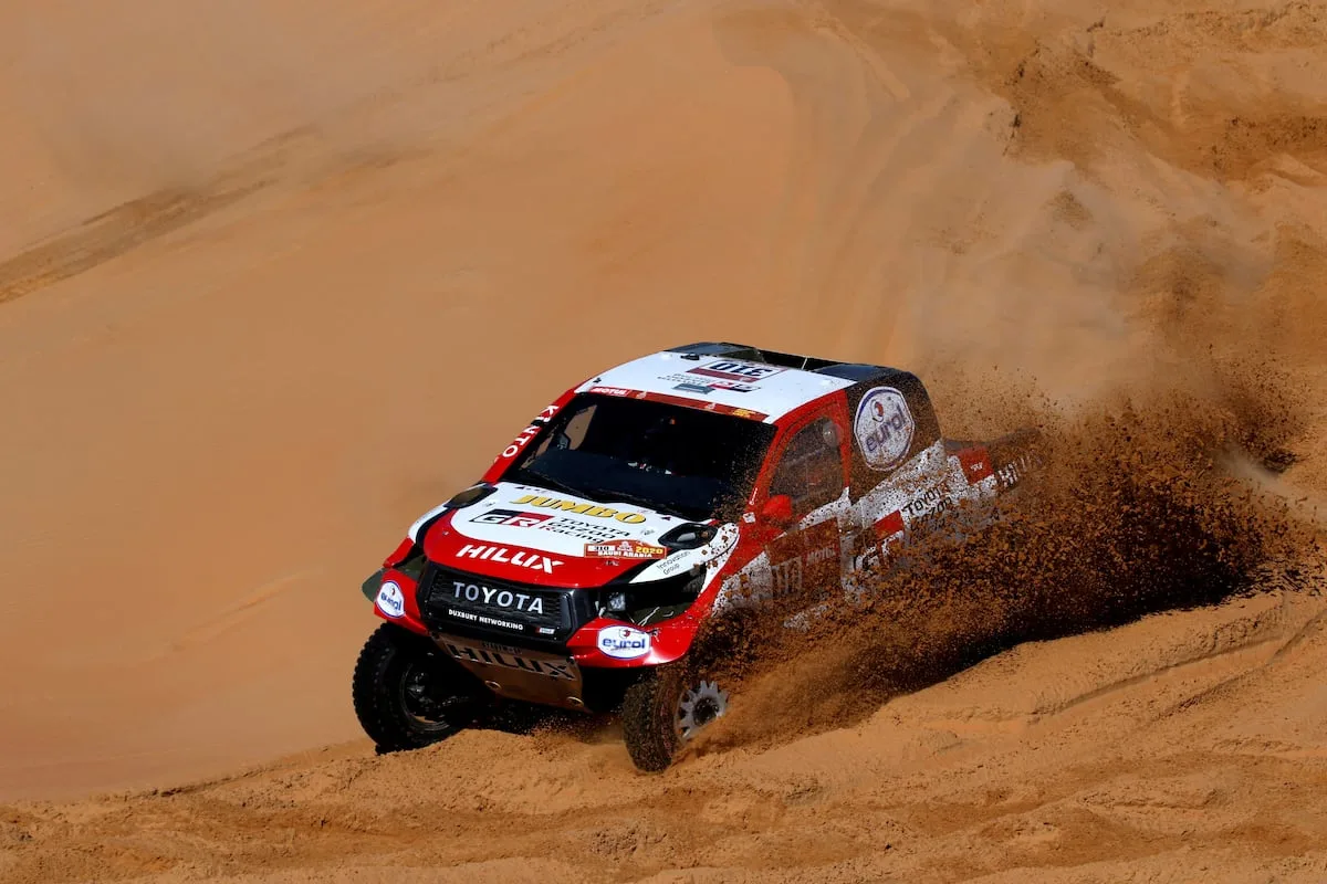 Alonso puts brakes on Dakar Rally talk, says physical demands too tough