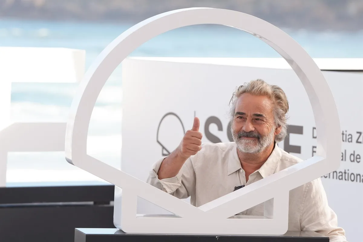 Eduard Fernández se atreve con un personaje "desagradable" en 'El mal padre', candidata a la Concha de Oro