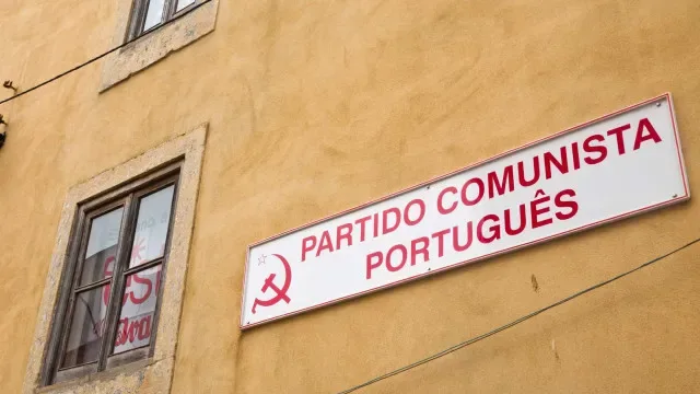 PCP procura apoios para levar decreto-lei da PSU ao Parlamento