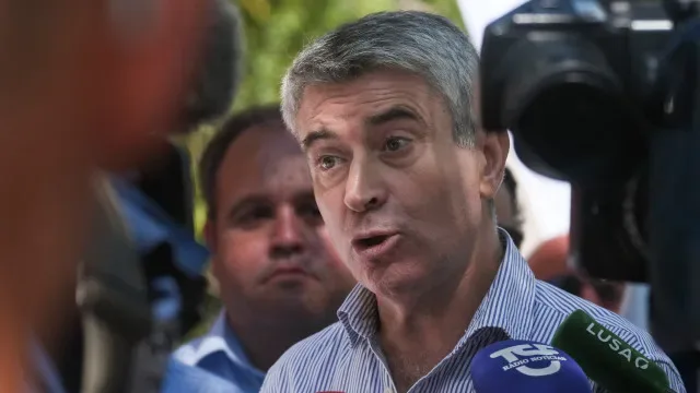 Portugal enviou reservas de combustível para França? PS exige explicações