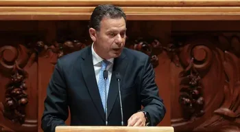 Primeiro-ministro regressa hoje ao parlamento um dia depois da entrega do OE2027