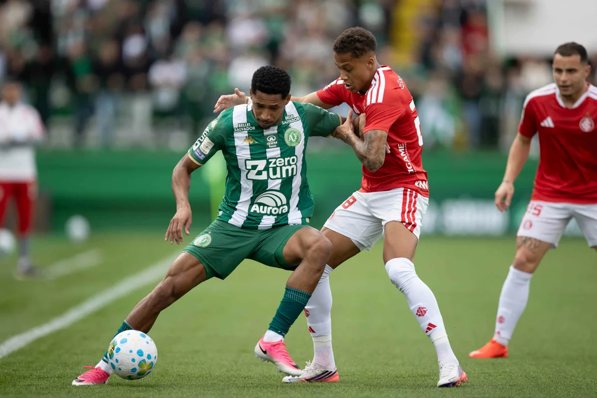 Atuações da Chapecoense: Garcez surpreende, mas Anderson falha em derrota; dê suas notas