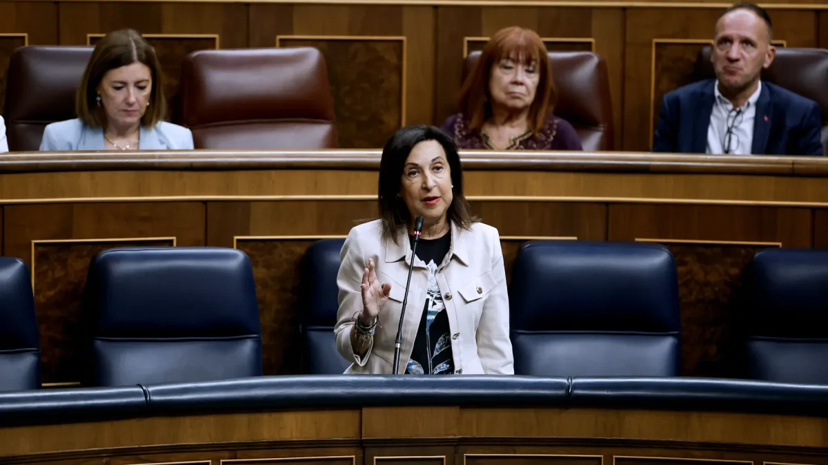 Defensa ahonda en el choque con Interior por la crisis de Ceuta: denuncia falta de medios y que la gestión "debería ir más rápido"