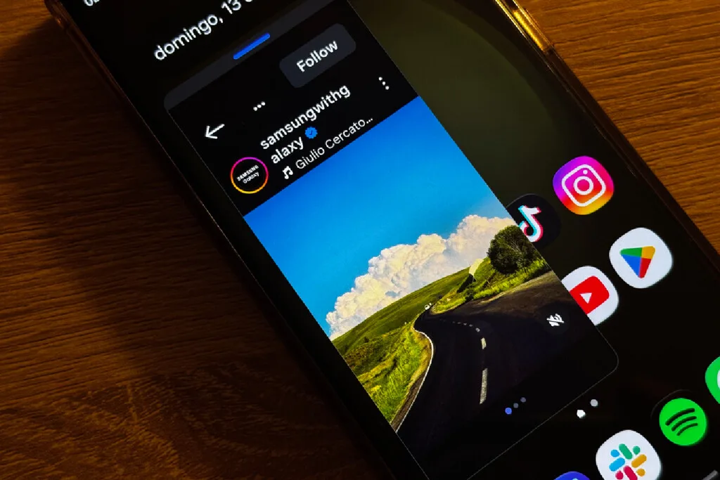 Tu Galaxy tiene una función para usar dos apps al mismo tiempo y hasta convertirlas en ventanas flotantes