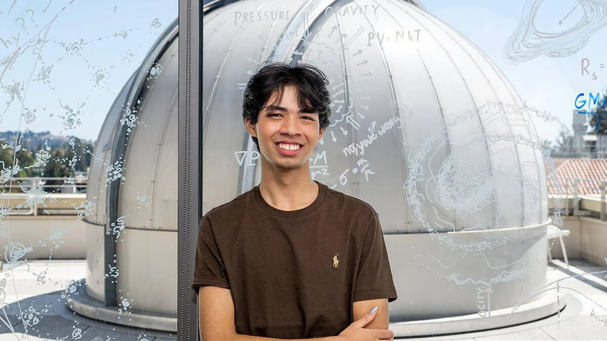 Un estudiante de bachillerato descubre tres galaxias nuevas y podría resolver un misterio que dura décadas