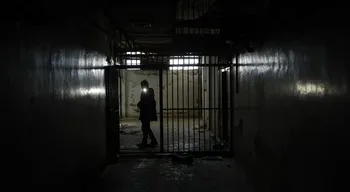 Ex-diretor de prisão síria condenado a 60 anos de prisão nos EUA por tortura
